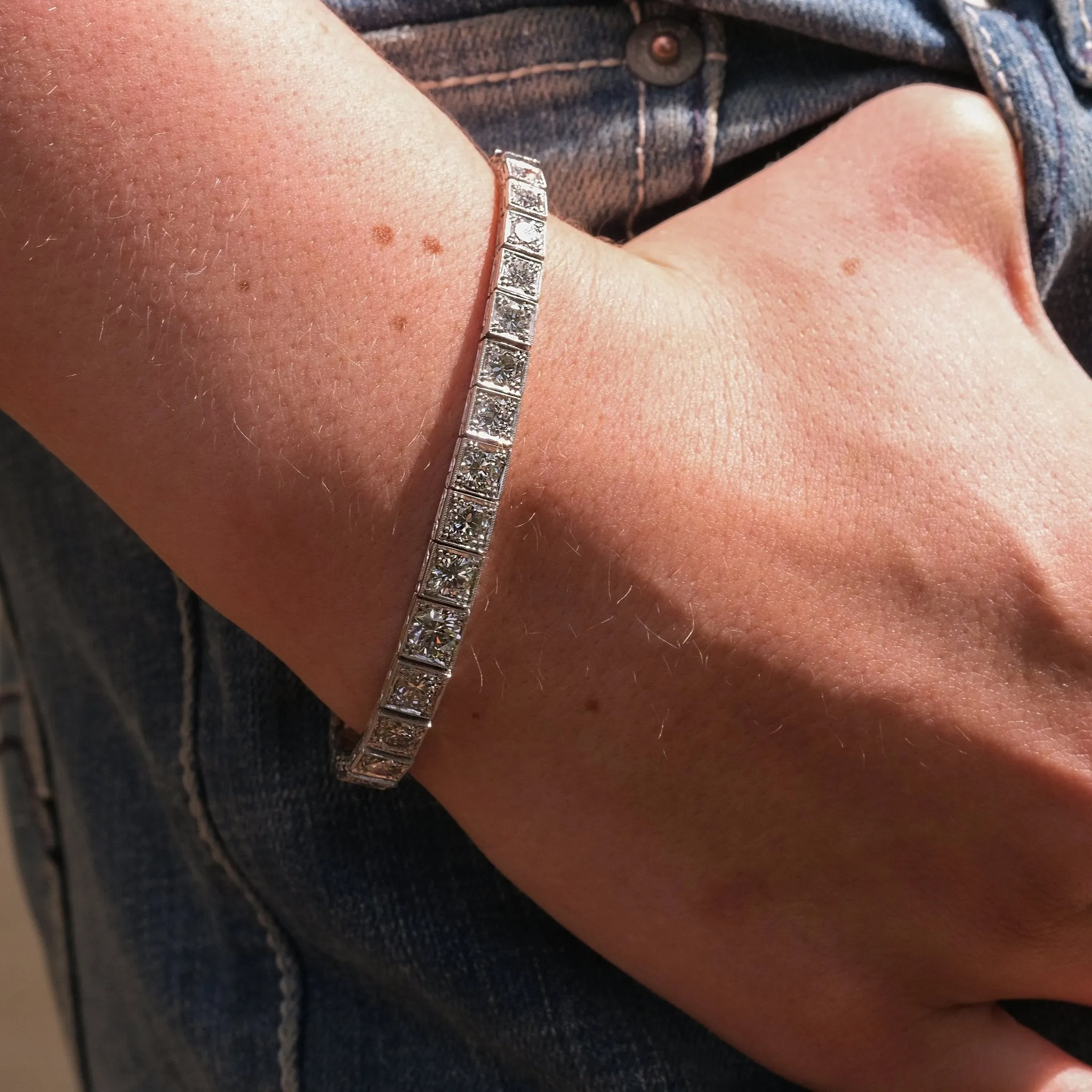 Art Deco 1930's Platinum 6.50 Carat Diamond Graduated Line Bracelet