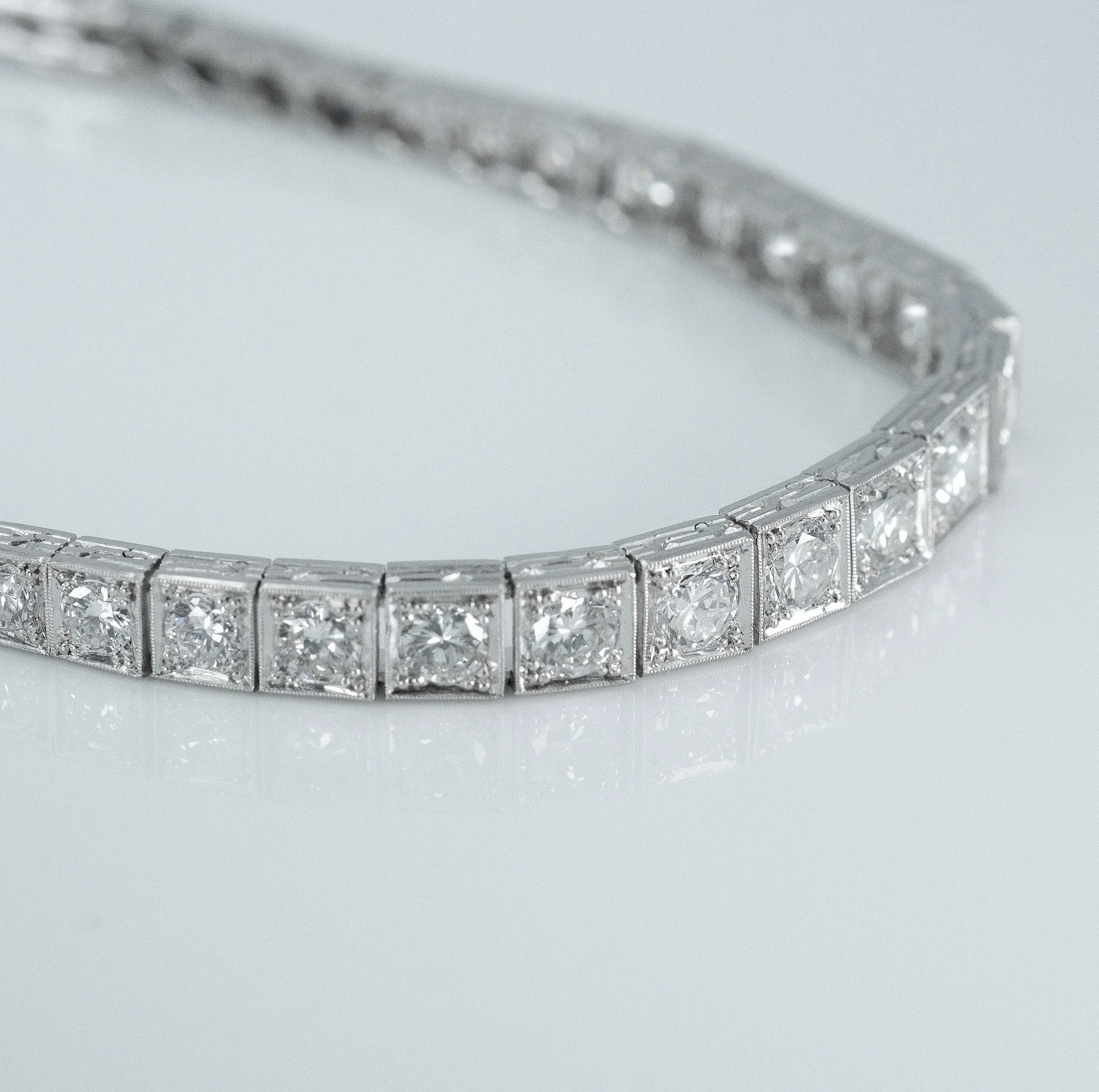 Art Deco 1930's Platinum 6.50 Carat Diamond Graduated Line Bracelet