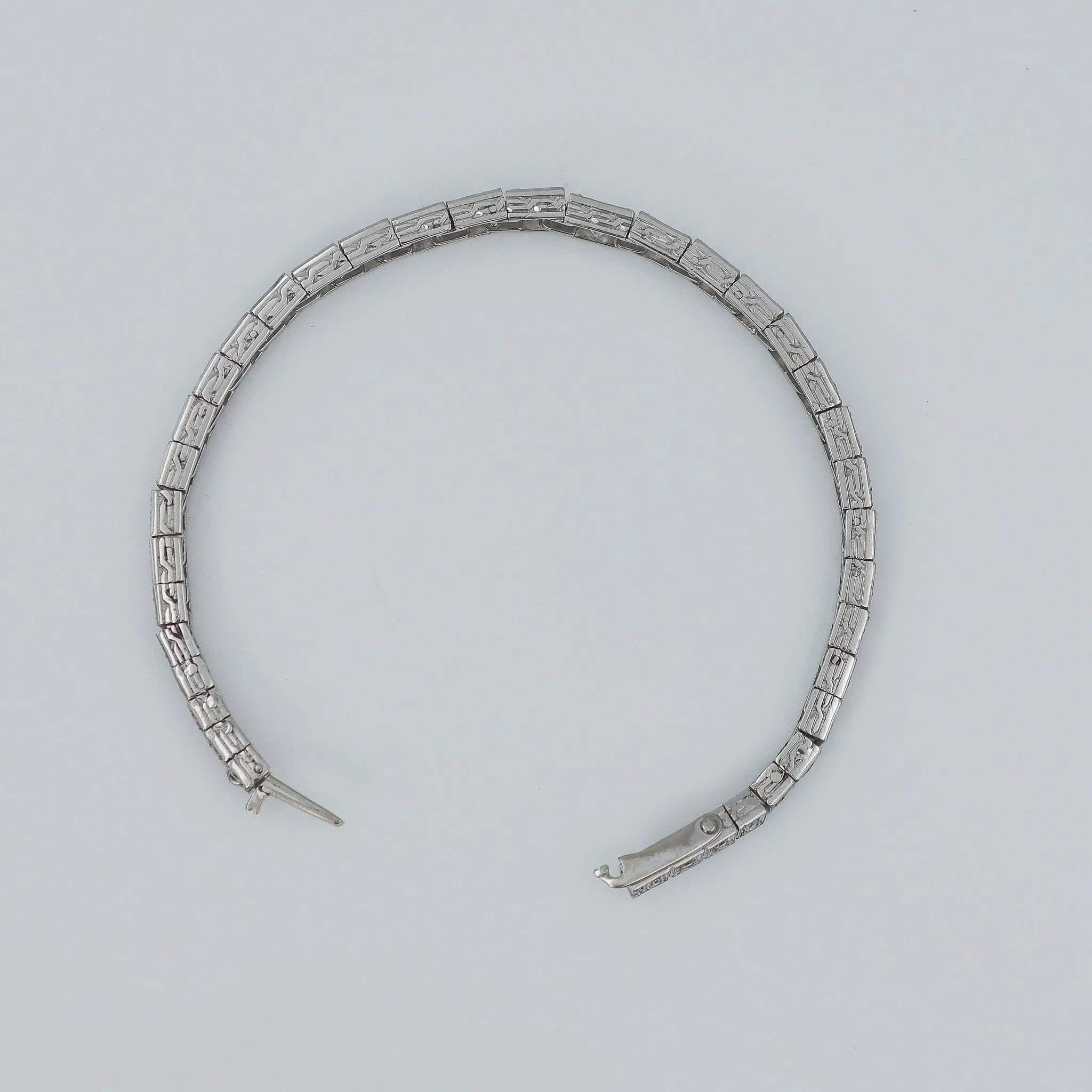 Art Deco 1930's Platinum 6.50 Carat Diamond Graduated Line Bracelet