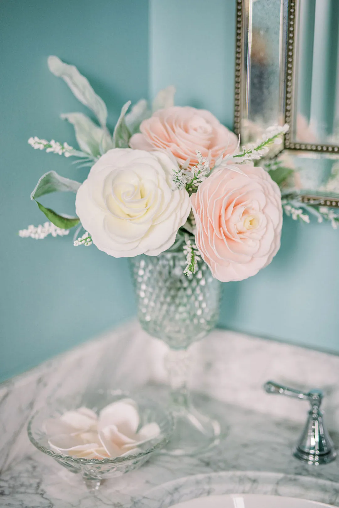 Graceful Day Gardenia Soap Petals