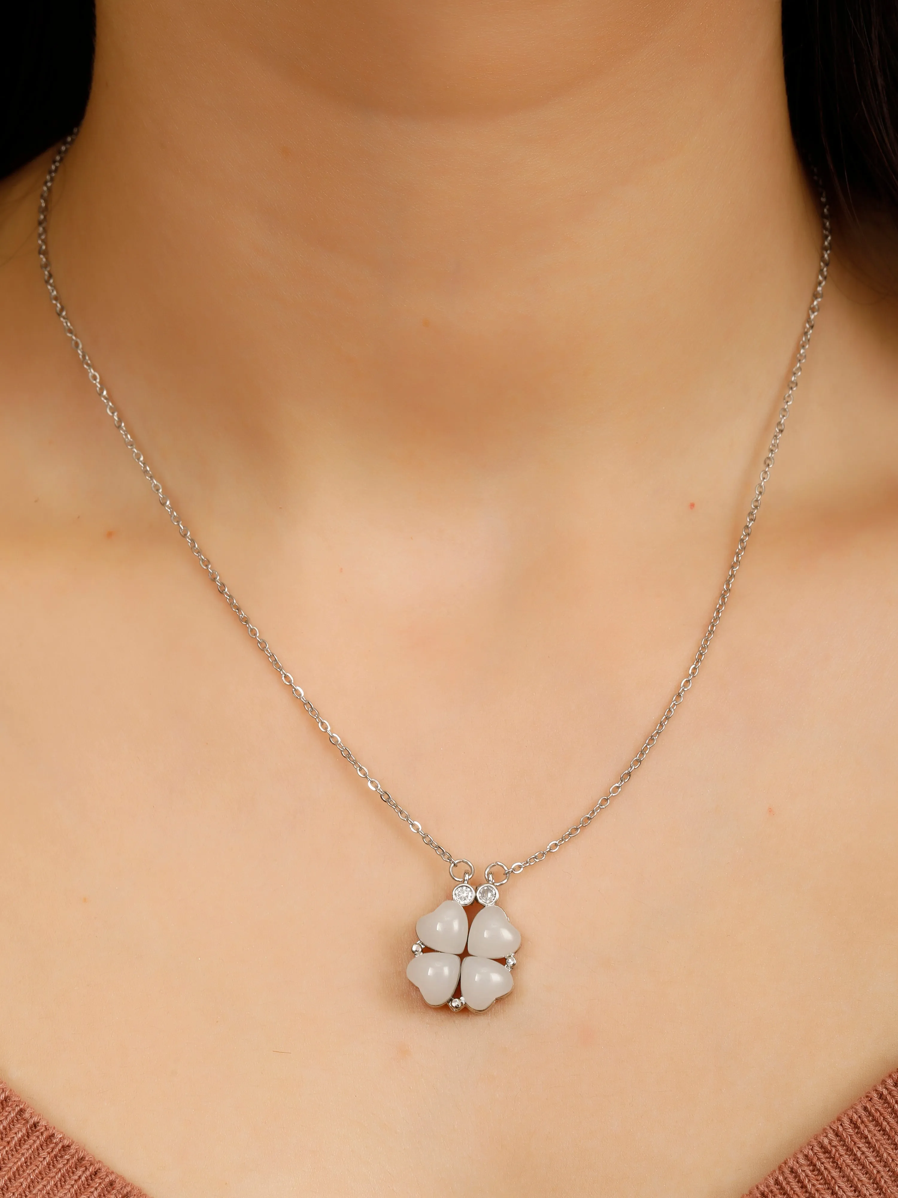 Heart Surprises Graceful Pendants