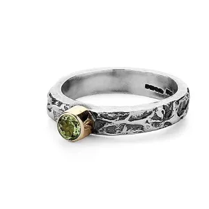 Peridot Textured Treasure Ring - 4mm Gemstone