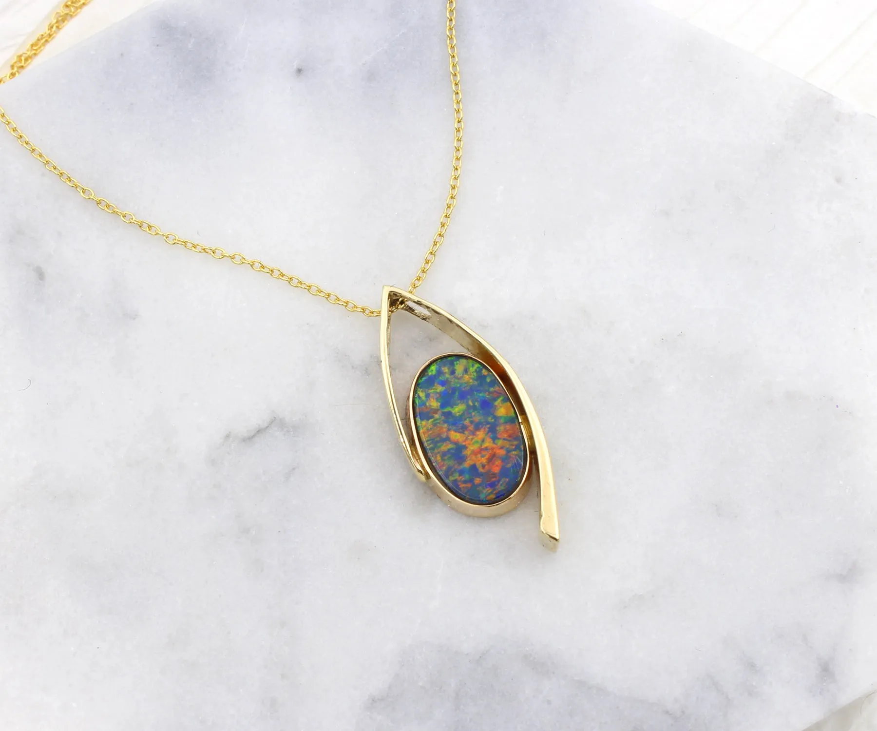 Red Blue Oval Opal Offset Gold Necklace